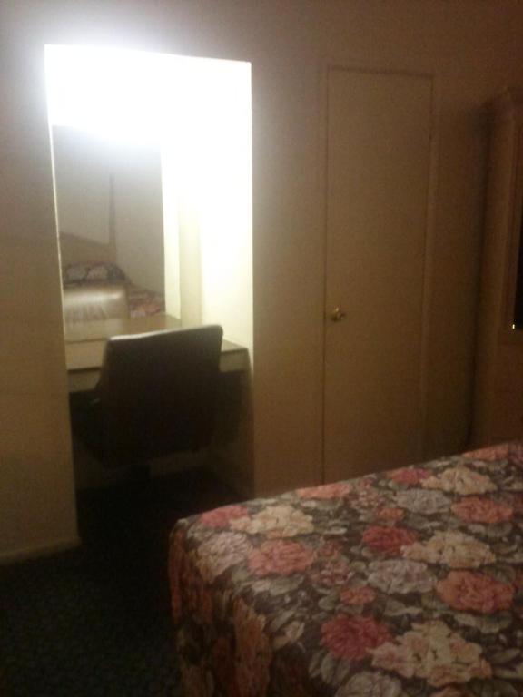 Stockton Travelers Motel Rum bild